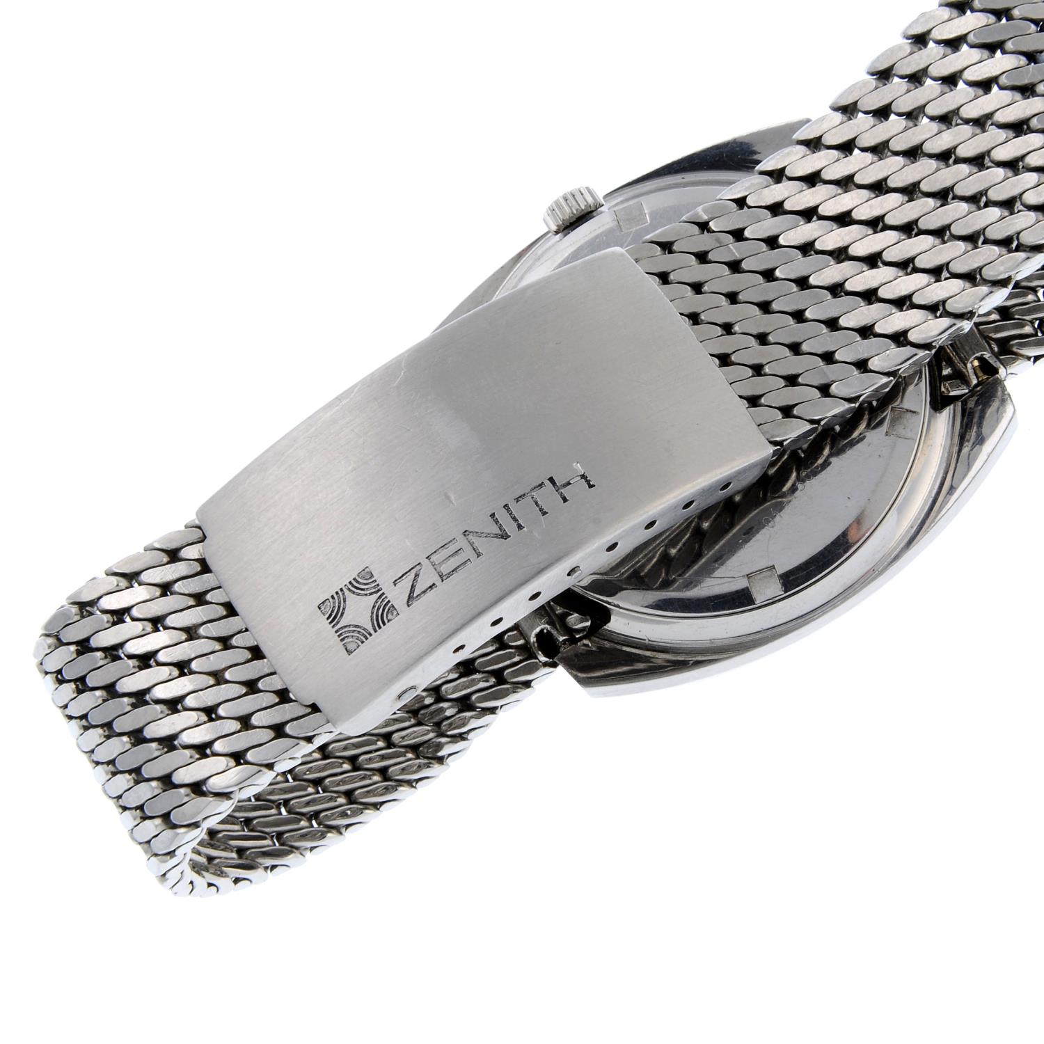 ZENITH - a gentleman's Sporto bracelet watch. - Image 2 of 4