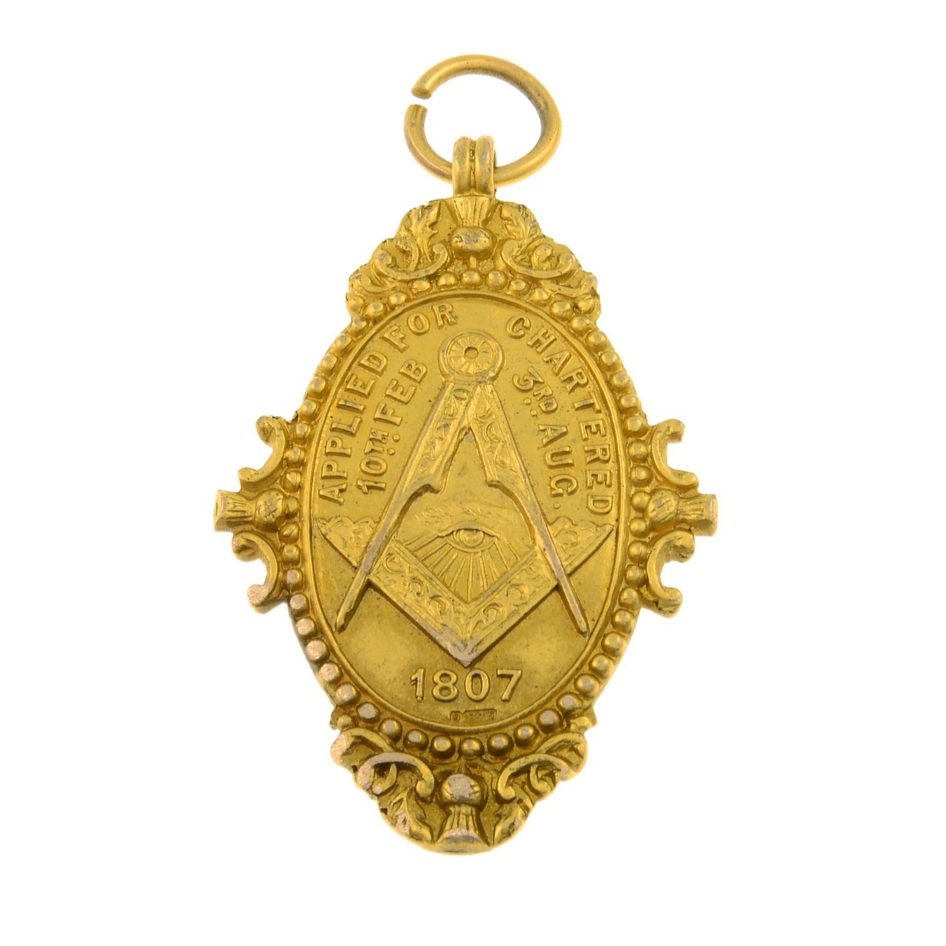 An Edwardian 9ct gold Masonic medallion.Hallmarks for Birmingham, 1906.Length 4.6cms.