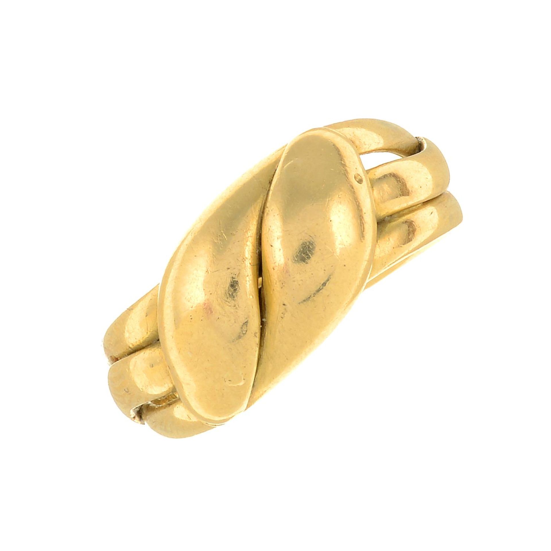 An early 20th century 18ct gold double snake ring.Hallmarks for Birmingham, 1910.