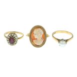 9ct gold shell cameo ring, hallmarks for 9ct gold, ring size L, 2.9gms.