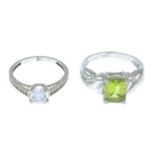 9ct gold peridot and single-stone ring, hallmarks for 9ct gold, ring size M, 4.2gms.