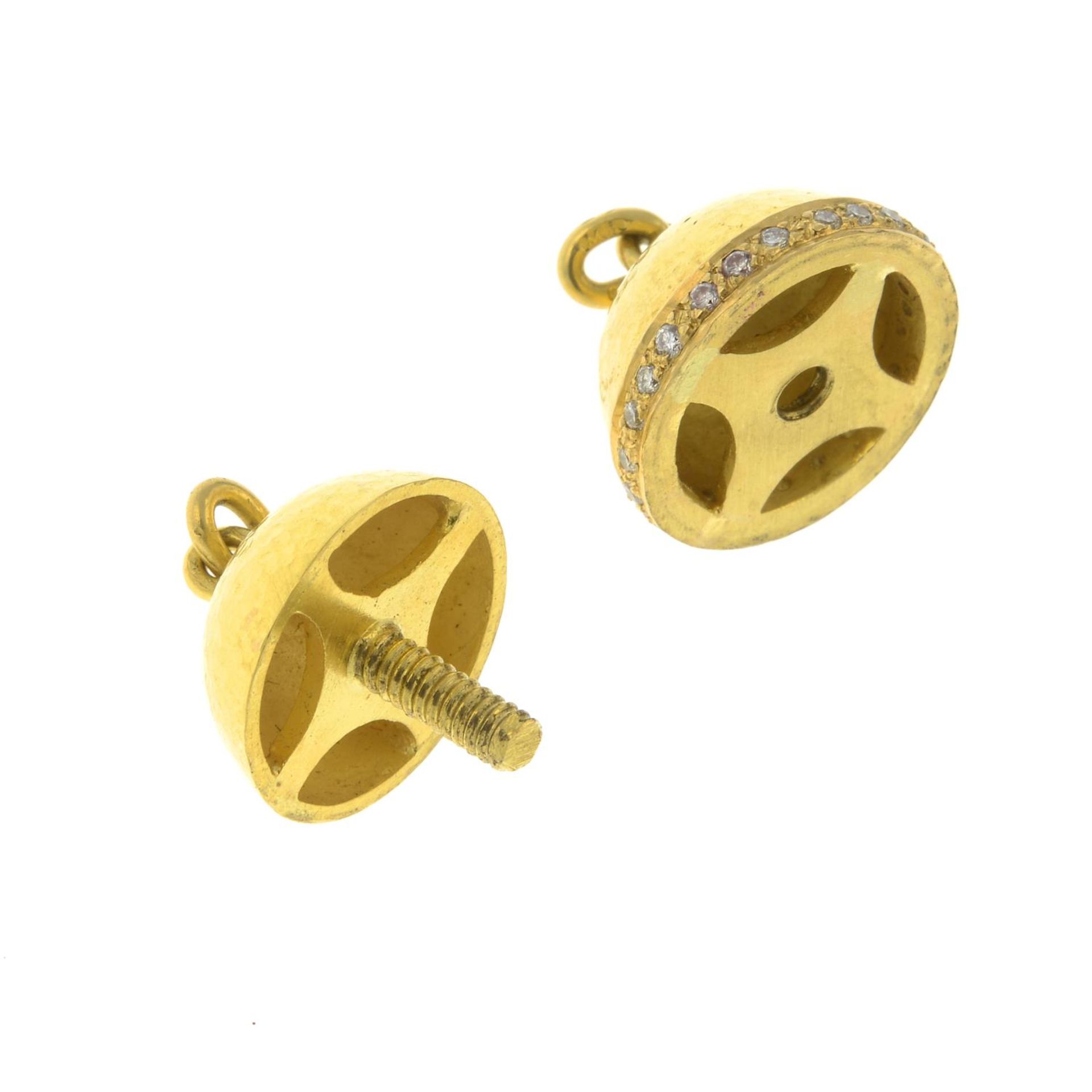An 18ct gold diamond spherical screw clasp.Estimated total diamond weight 0.20ct. - Image 2 of 2