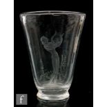 Emil Weidlich - Varends Konstglas - A post war Swedish clear crystal glass vase of footed compressed