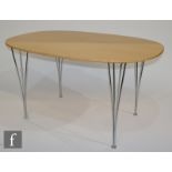 Piet Hein and Bruno Mathsson - Fritz Hansen - A beech laminated ply oval dining table, raised to