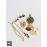 A small parcel loot of 9ct gold and other items to include two pairs of stud earrings, a pair of 9ct