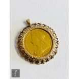 A Victorian veil head full sovereign dated 1896, loose mounted to a 9ct pendant mount, total