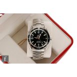 A gentleman's Omega SAS issue Planet Ocean Seamaster Professional wrist watch Ref 22005200, Roman