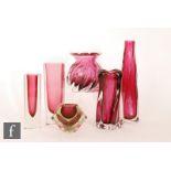 A collection of assorted post war glass, to include a small Murano sommerso glass vase of faceted