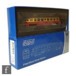 A OO gauge Dapol 4D-011-003 Streamlined Railcar BR Lined Carmine and Cream W14, DCC ready, boxed.