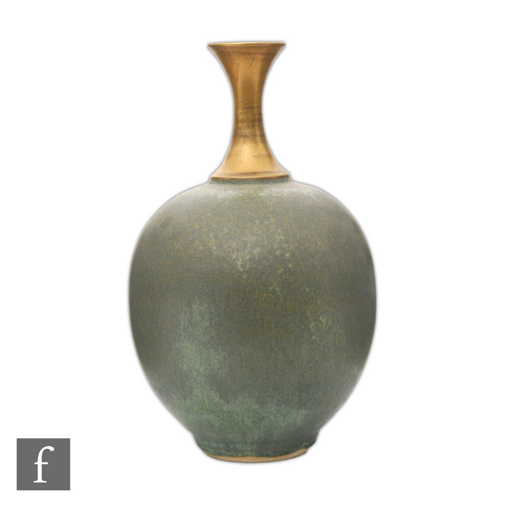Bridget Drakeford - A large contemporary studio pottery vase of ovoid form with a gold flared