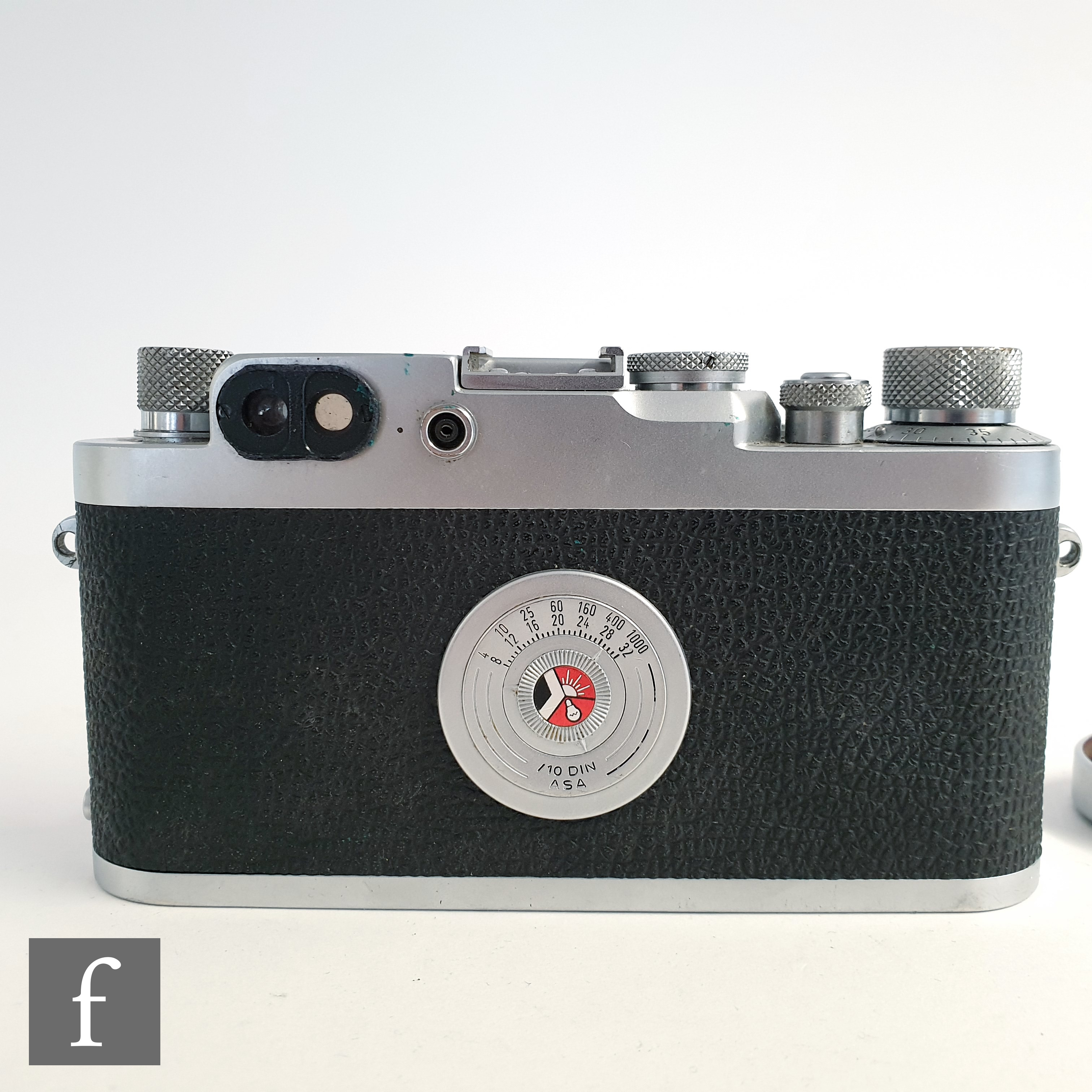A Leica IIIG rangefinder screw mount camera, circa 1957, serial number 888732, with Ernst Leitz f= - Image 3 of 6