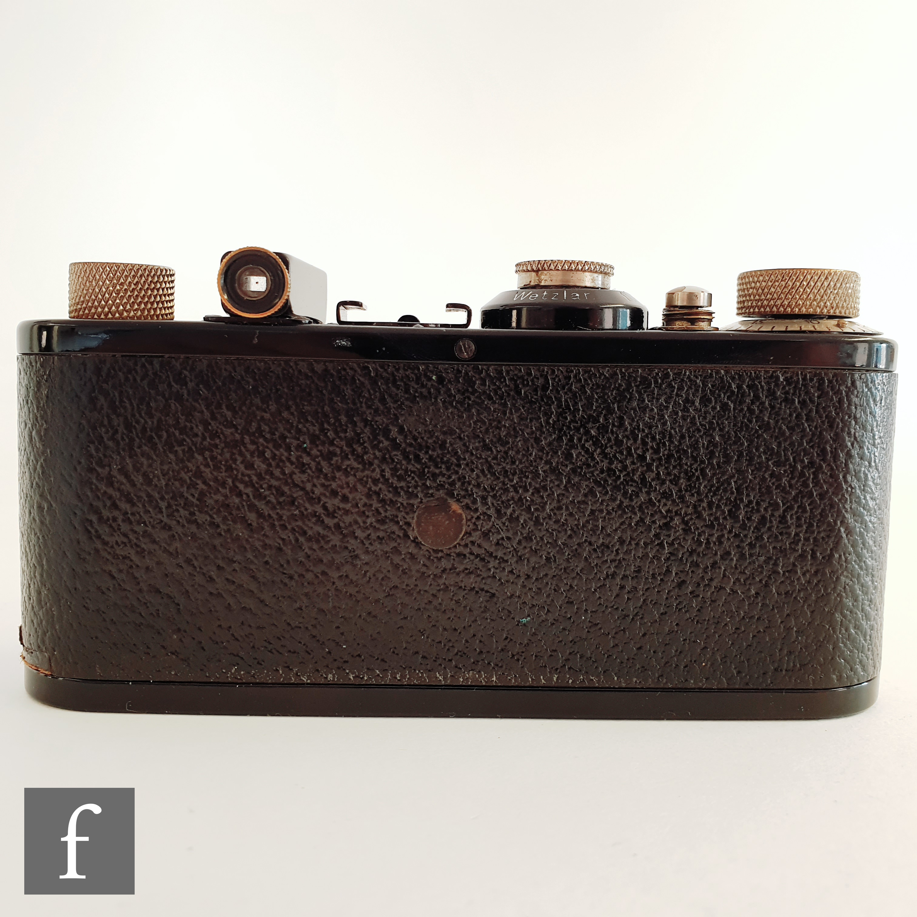 A Leica I (model A) camera, circa 1930, serial number 22149, the black body with black lacquered - Image 8 of 12