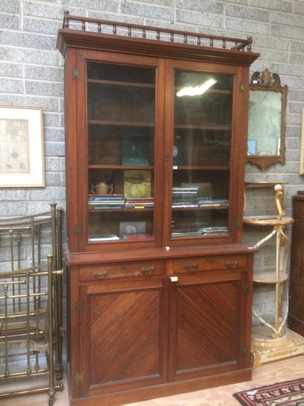 A late 19th Century tall Irish oak Bookcase, possibly by Strahan, Dublin, - Image 3 of 3