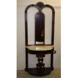 A good quality large late Victorian carved mahogany mirror back Hall Stand,
