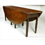 A very good Irish George III mahogany Hunt or Wakes Table, of fine colour, approx.