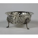 An Irish silver circular Sugar Bowl, Dublin 1899, retailed by Weir & Sons, with punched beaded rim,