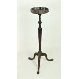 An attractive Georgian style mahogany Plant Stand,