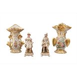 LOTTO DI DUE VASI E DUE STATUETTE - LOT OF TWO VASES AND TWO STATUETTES