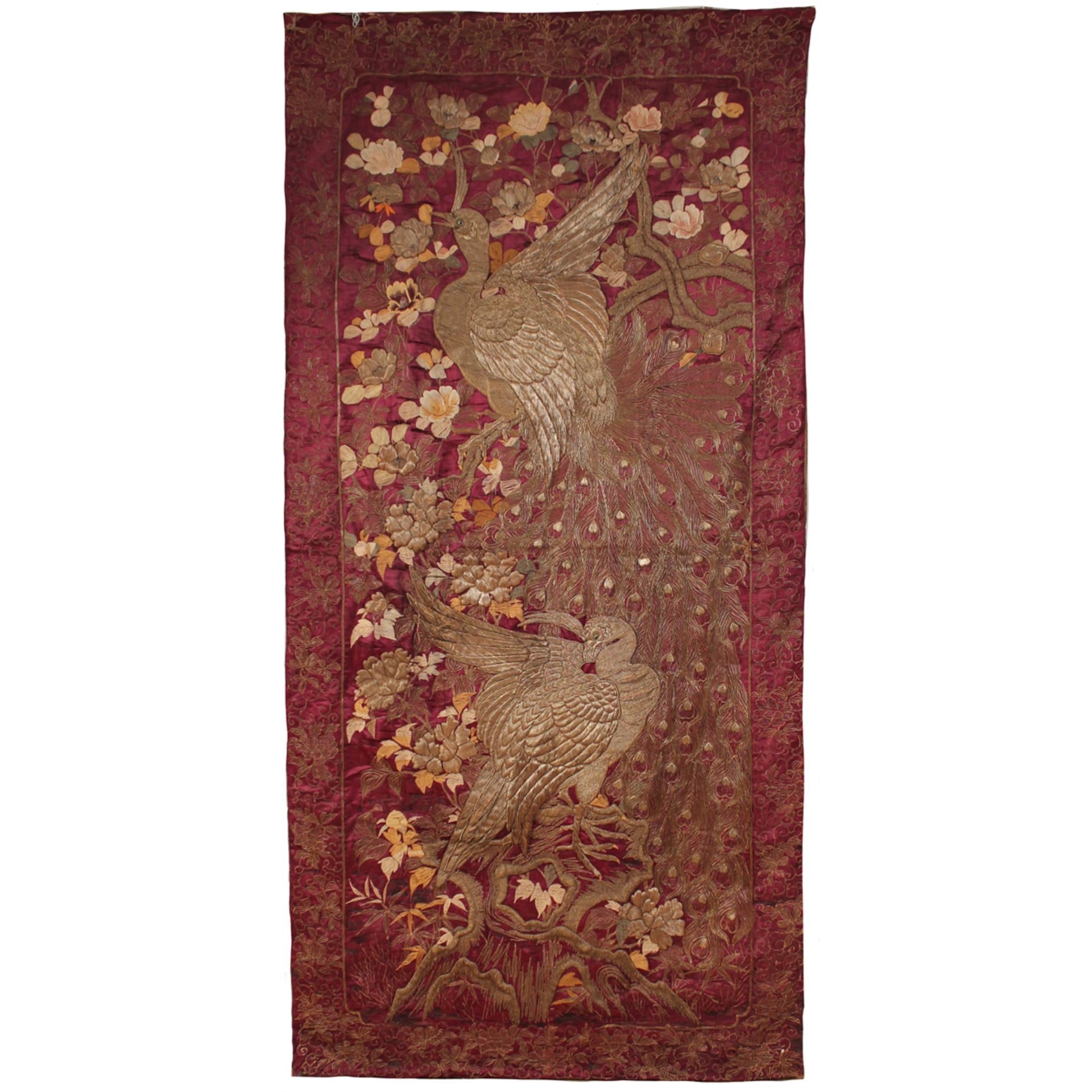 ELEGANTE ARAZZO SU SETA - ELEGANT TAPESTRY ON SILK