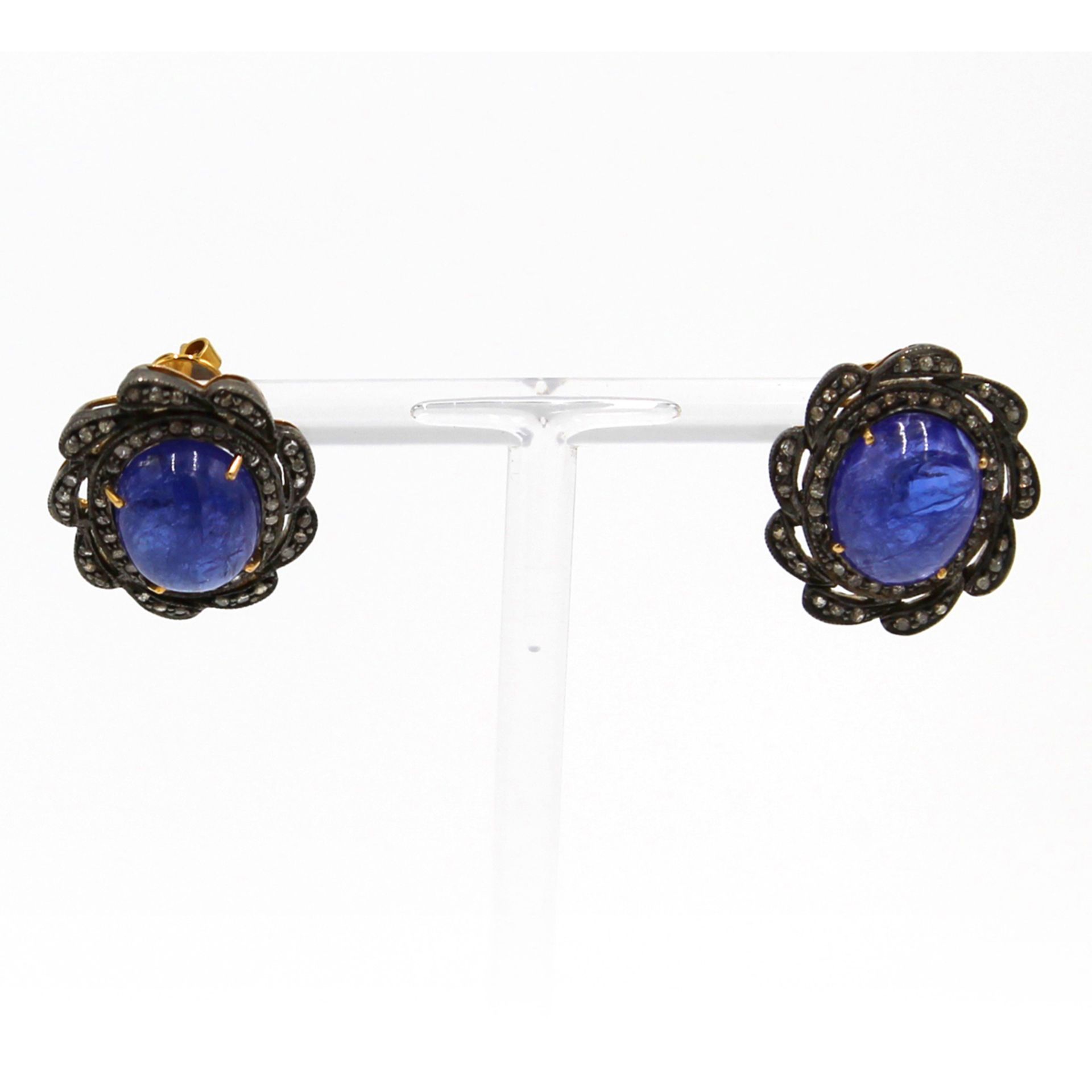 ORECCHINI - EARRINGS