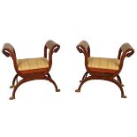 COPPIA DI SGABELLI - PAIR OF STOOLS