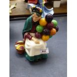 ROYAL DOULTON FIGURE - THE OLD BALOON SELLER HN 1315