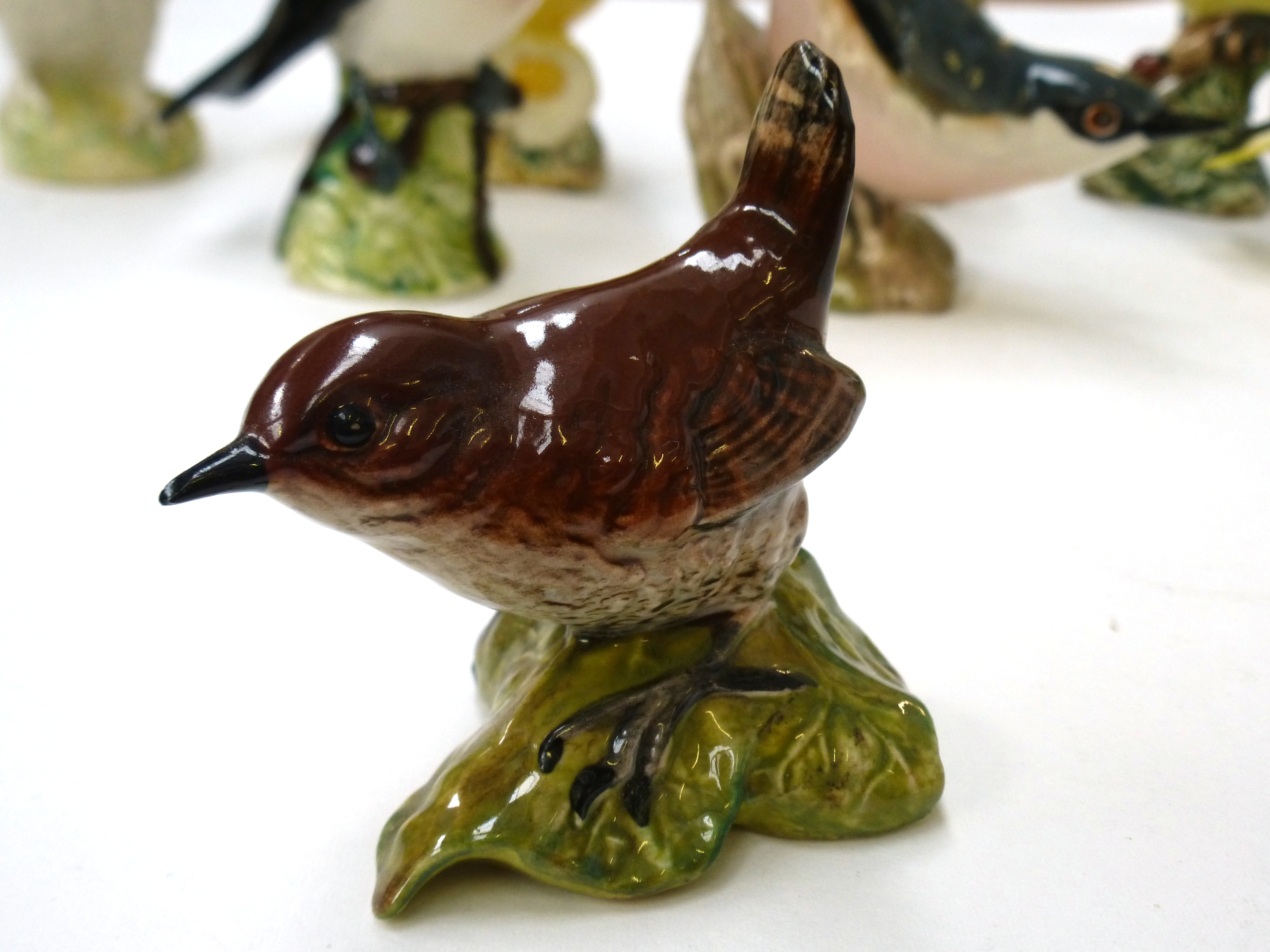 9 BESWICK BIRD FIGURES - BLUE TIT 992, NUTHATCH 2413, WHITETHROAT 2106, GREENFINCH 2105, GOLDFINCH - Image 5 of 21