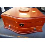 EARLY AMERICAN SILVER COINS DISPLAY BOX WITH SILVER AMERICAN COINS AND OTHER AMERICAN COINS