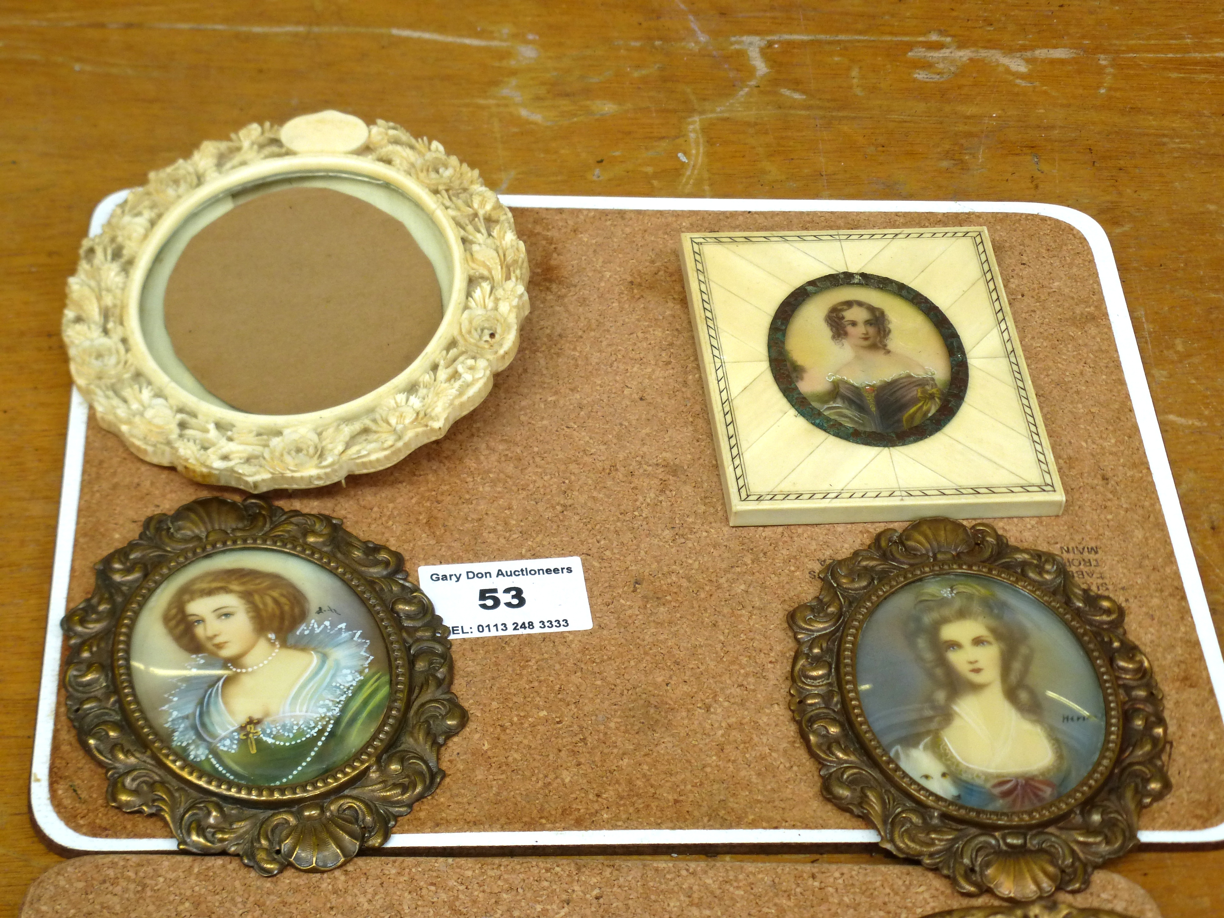 3 MINIATURE PORTRAITS 2.25" X 2" AND 1.75" X 1.5" AND A CARVED FRAME