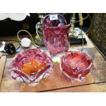 2 COLOURED GLASS DISHES AND COLOURED GLASS VASE H: 3.5" - 7.75"