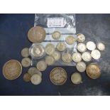 BAG OF MIXED SILVER COINS INCLUDING 1921 DOLLAR, 1887 HALF CROWN, 1935 CROWN AND 1997 GUERNSEY