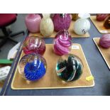 4 ASSORTED PAPERWEIGHTS INCLUDING CAITHNESS