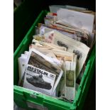 BOX OF ASSORTED WAR AND MODELLING BOOKS, MAGAZINES AND EPHEMERA