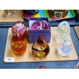 6 ASSORTED PAPERWEIGHTS INCLUDING WEDGWOOD AND CAITHNESS