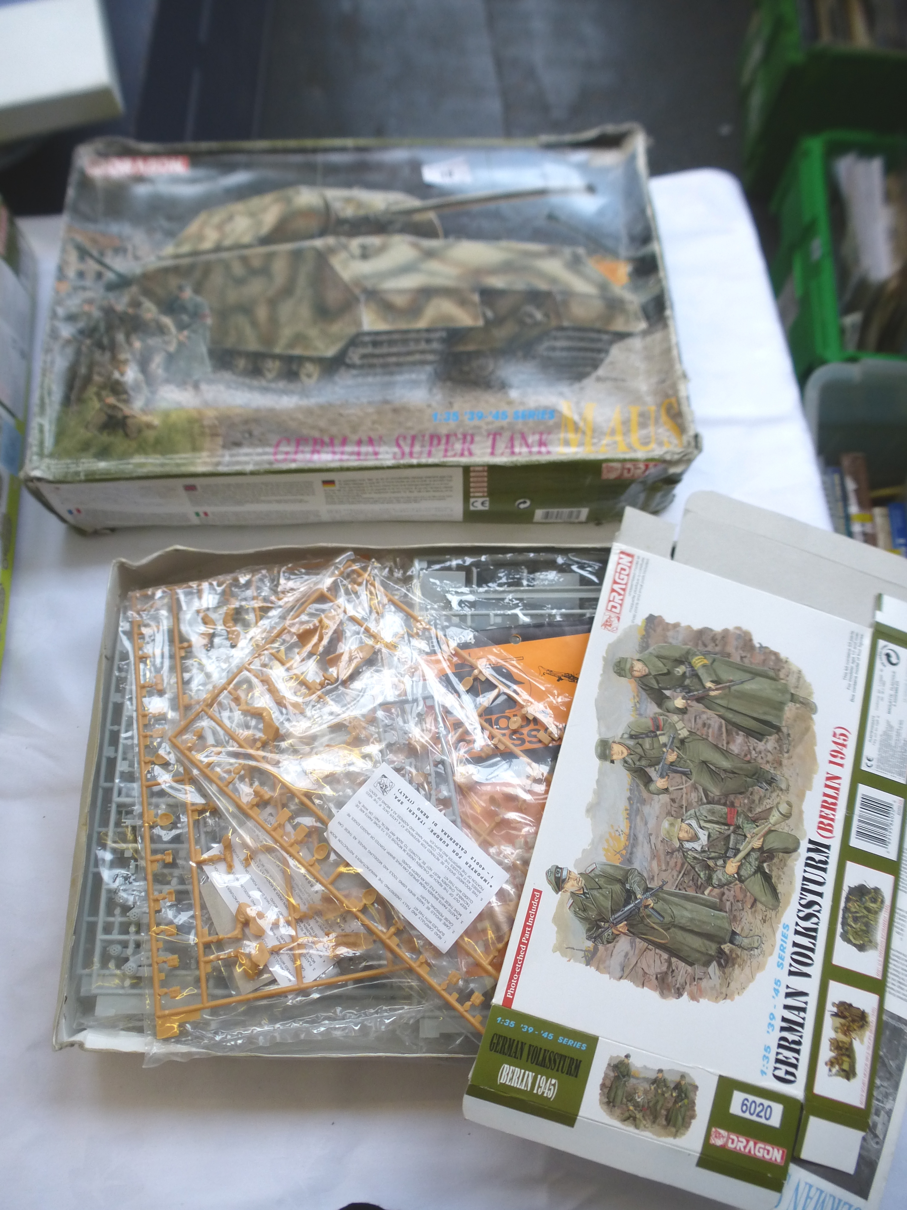 6 BOXED DRAGON MODEL KITS - Image 2 of 6