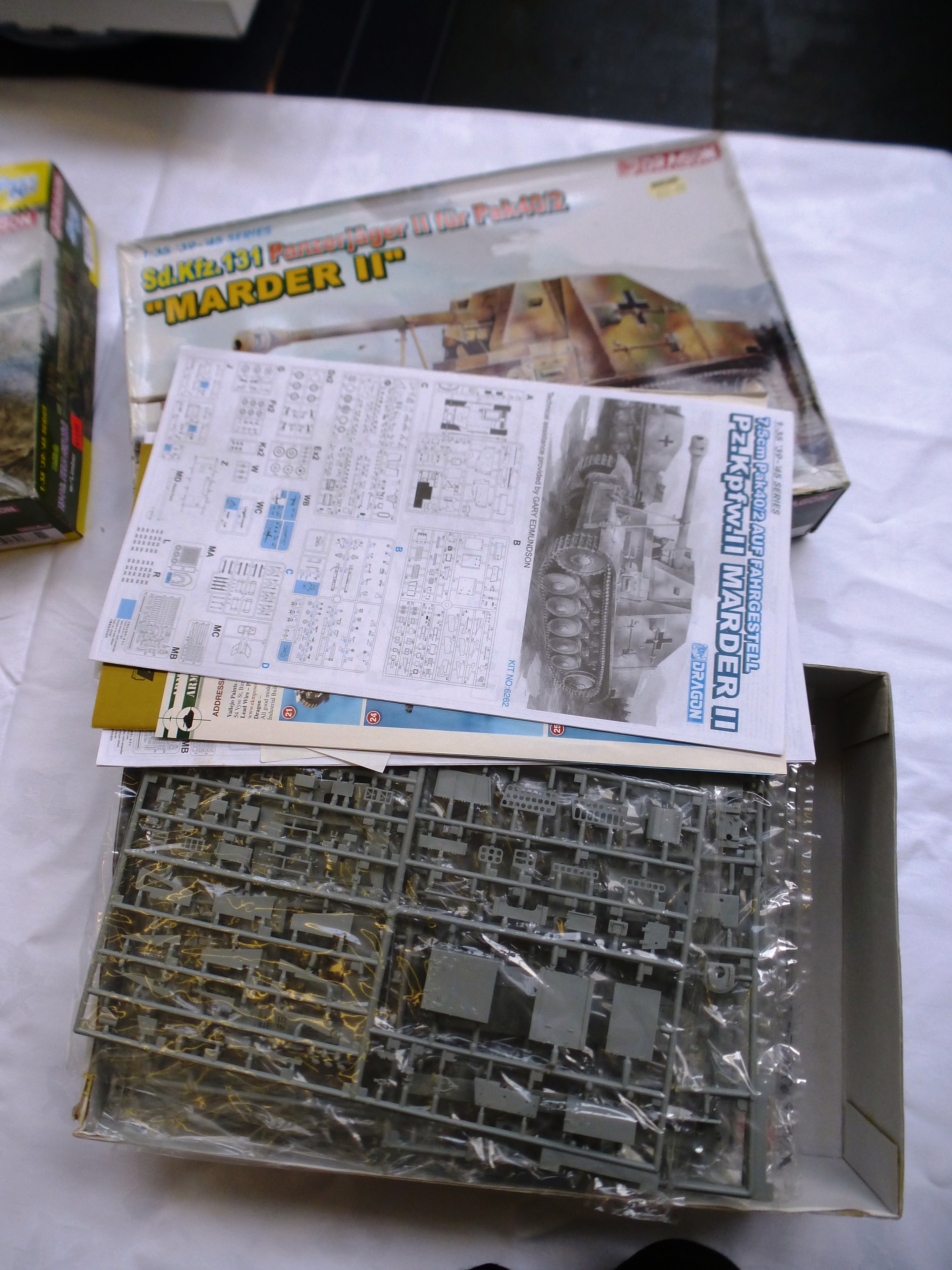 5 BOXED DRAGON MODEL KITS - Image 10 of 12