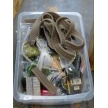 BOX OF ASSORTED MODEL RAILWAY ACCESSORIES