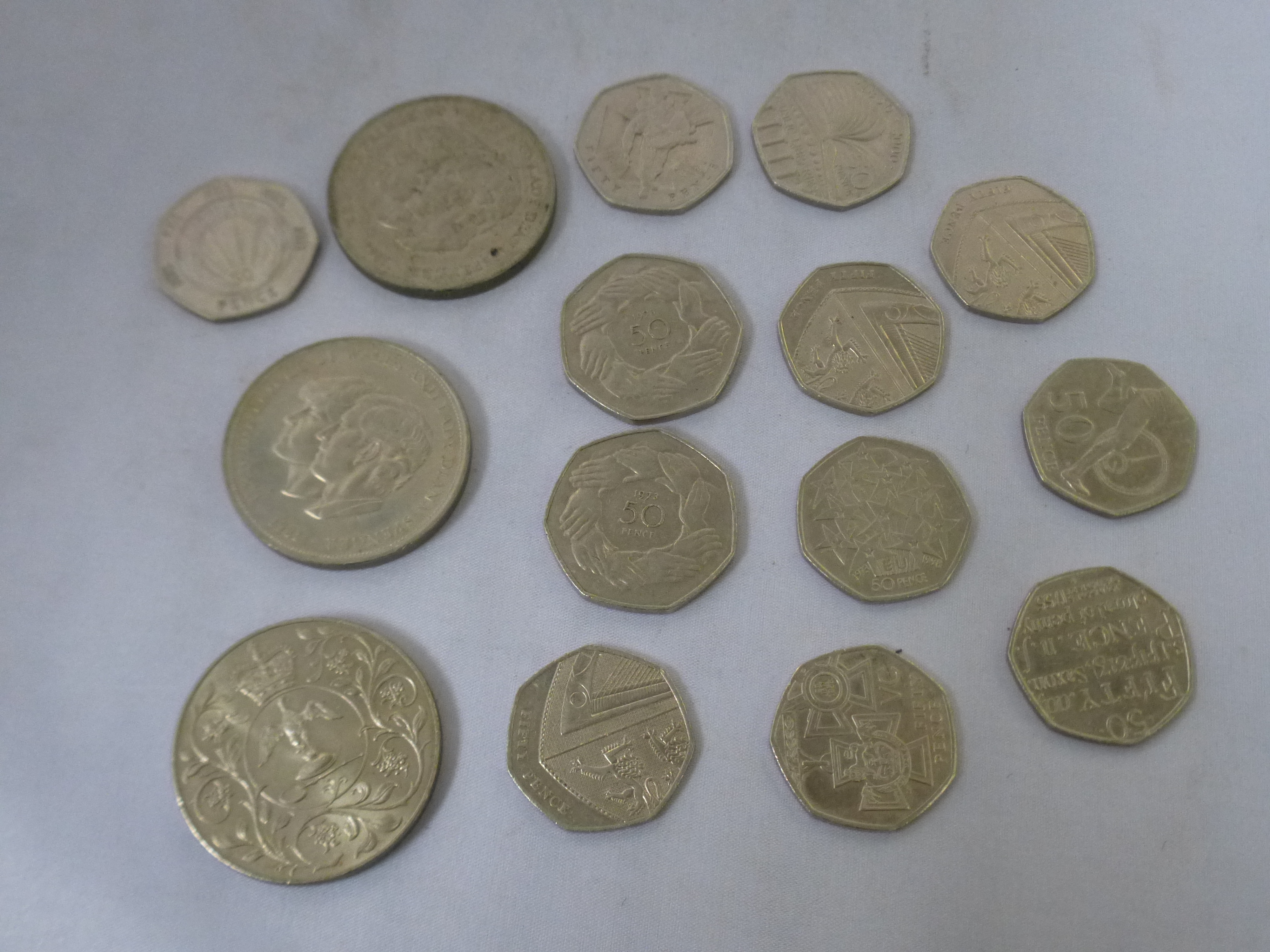 10 CROWNS, £5 COIN, £1 NOTE, £2 COIN, 13 50PS, 2 HALF CROWNS AND 3 6 PENCES - Image 3 of 12