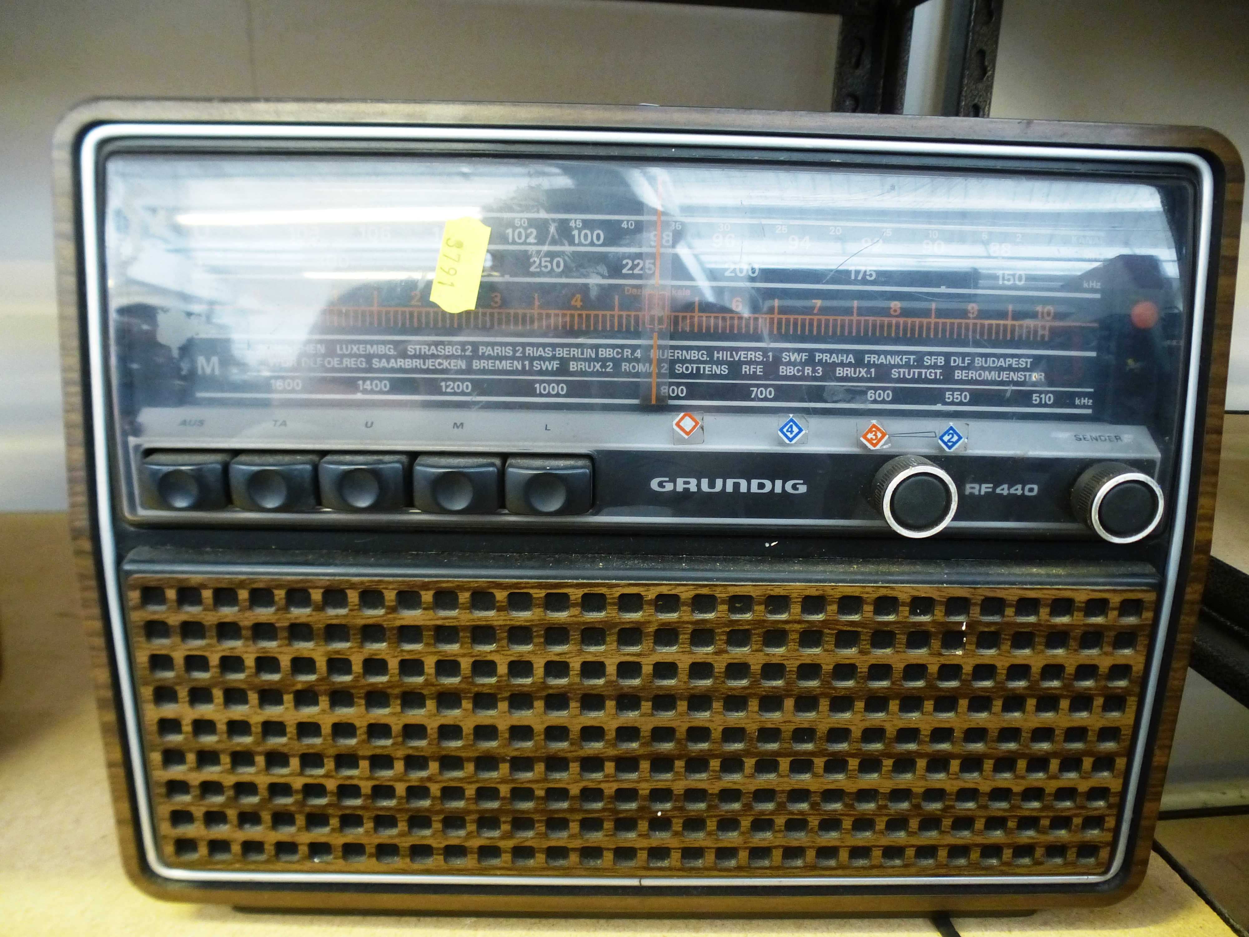 GRUNDIG RADIO RF 440