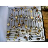 QUANTITY OF ASSORTED COLLECTORS SPOONS