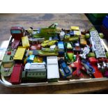 QUANTITY OF ASSORTED LOOSE VEHICLES INCLUDING DINKY, MATCHBOX AND CORGI