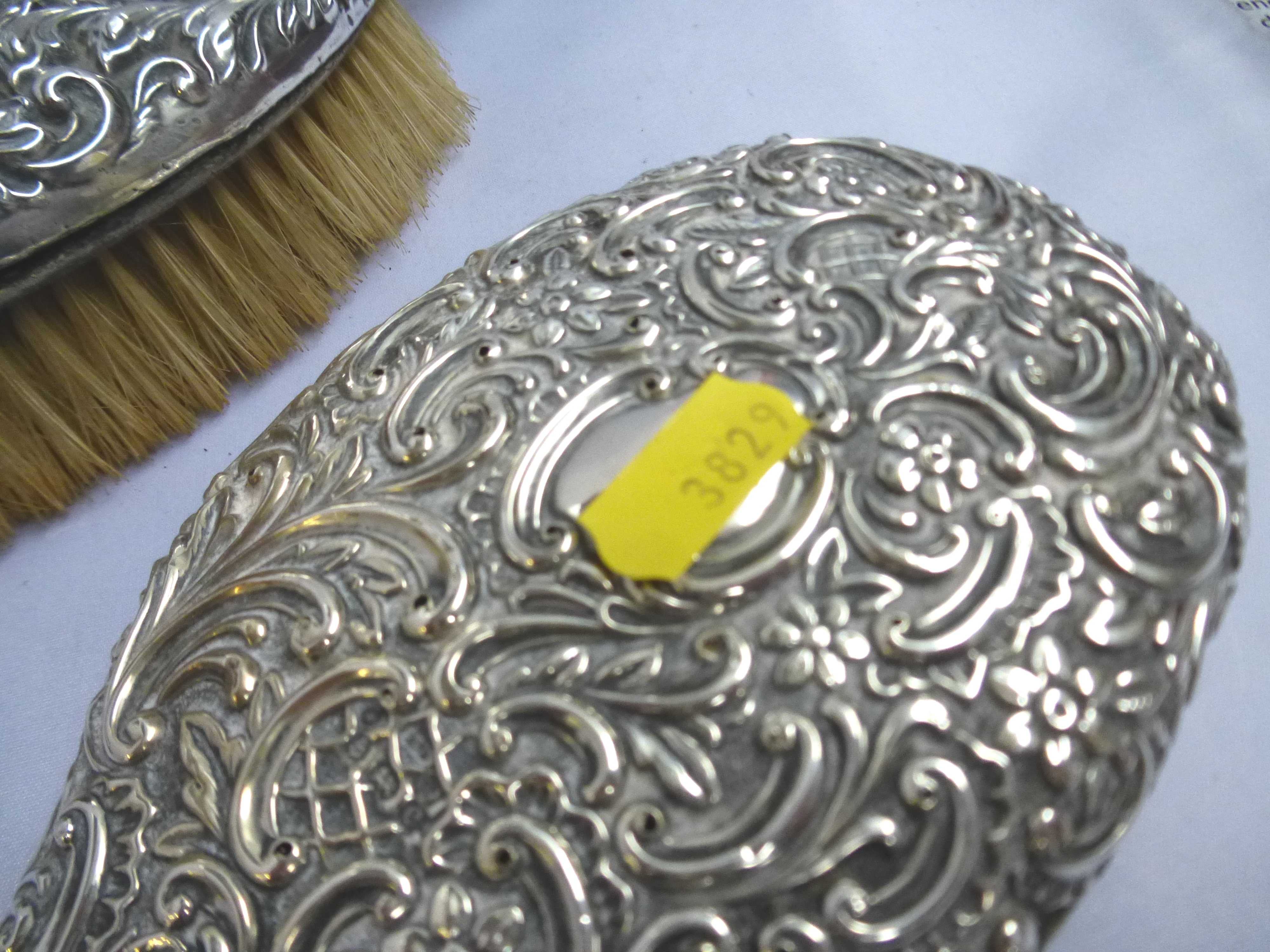 4 SILVER BACK BRUSHES AND A SILVER MIRROR - Image 8 of 14