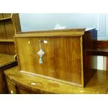 WALL MOUNTED BUREAU