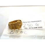 9K GOLD RING SIZE: N W: 5.1G