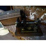 SINGER SEWING MACHINE