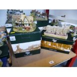 2 LARGE BOXED LILLIPUT LANE ORNAMENTS - CROWNING GLORY AND DIAMOND WEDDING BUCKINGHAM PALACE