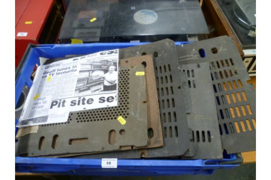 BOX OF ASSORTED RADIO SPARE PARTS - Image 1 of 4