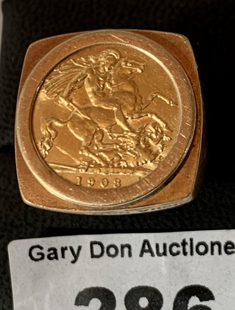 1908 Half sovereign in 9k ring, total w: 11.55 grams, size O