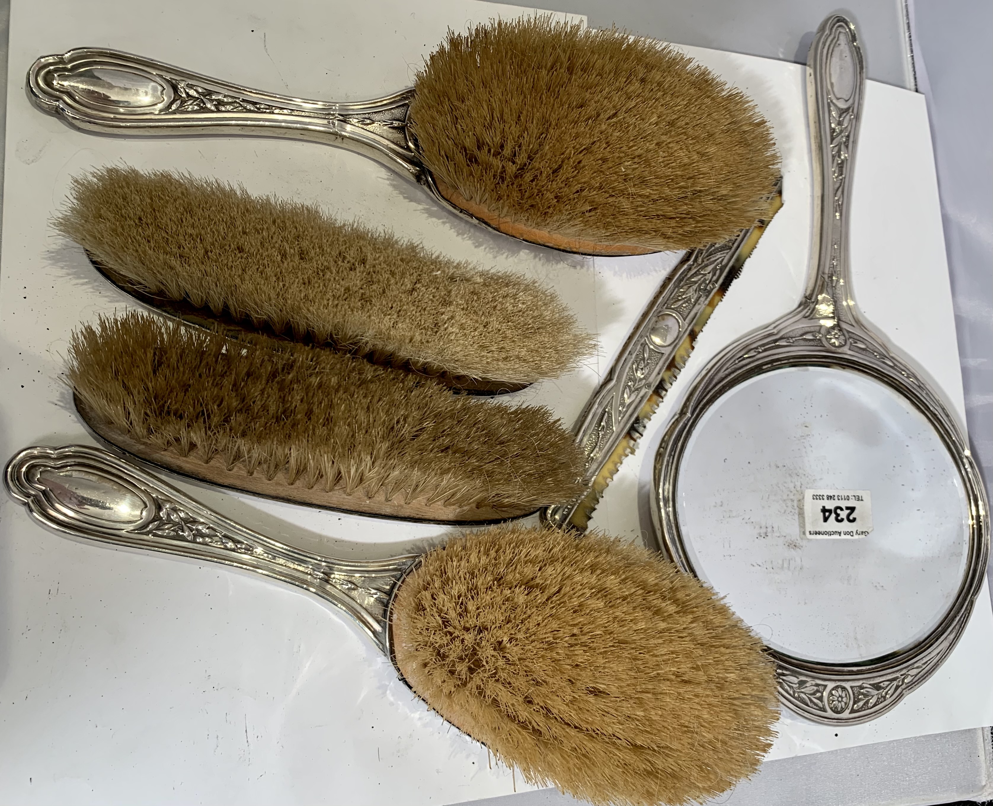 6 piece silver backed brush set including mirror, 2 hairbrushes,2 clothes brushes and comb (broken - Image 2 of 2