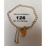 9k gold bracelet heart lock, w: 3.14 grams, length 6”